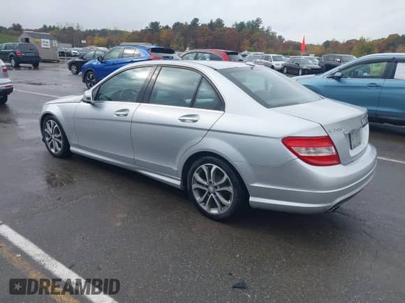 2010 Mercedes-Benz C 300 Sport with VIN WDDGF8BB9AR092237, listed as a IAAI auction lot 43499613 with 210,763 mi miles and . Bid and sale history available at DreamBid. Image 3.
