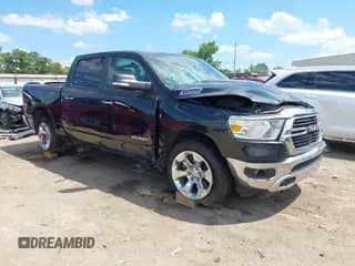 2019 Ram 1500 Big Horn z VIN 1C6RREFT9KN793078, wystawiony jako IAAI lot #42838893 z przebiegiem 128 993 mil mil oraz . Historia ofert i sprzedaży dostępna na DreamBid. Obrazek 1.