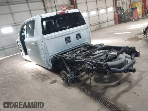 2020 Ram 1500 Big Horn z VIN 1C6RRFFG1LN318650, wystawiony jako IAAI lot #41287381 z przebiegiem Nie podano mil oraz . Historia ofert i sprzedaży dostępna na DreamBid. Obrazek 3.