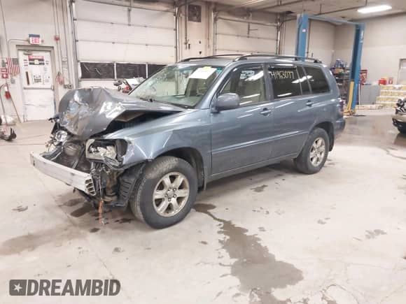 2006 Toyota Highlander z VIN JTEHP21A660174080, wystawiony jako IAAI lot #41963077 z przebiegiem 234 831 mil mil oraz . Historia ofert i sprzedaży dostępna na DreamBid. Obrazek 17.
