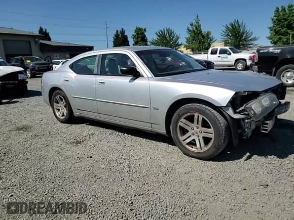 2006 Dodge Charger с VIN 2B3KA43G16H473014, выставлен на аукционе Copart как лот 63075734 с пробегом 154 638 миль миль и Списание • Salvage title. История ставок и продаж доступна на DreamBid. Изображение 10.