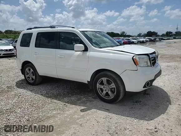 2014 Honda Pilot EX-L with VIN 5FNYF3H5XEB013849, listed as a Copart auction lot 69325505 with 111,728 mi miles and Non repairable. Bid and sale history available at DreamBid. Image 11.