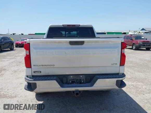 2019 Chevrolet Silverado 1500 LTZ с VIN 1GCPWEED5KZ206063, выставлен на аукционе IAAI как лот 42026545 с пробегом 106 275 миль миль и . История ставок и продаж доступна на DreamBid. Изображение 16.