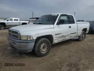 2000 Dodge 1500 с VIN 1B7HC13Z0YJ166504, выставлен на аукционе Copart как лот 42934305 с пробегом 198 124 миль миль и Списание • Salvage title. История ставок и продаж доступна на DreamBid. Изображение 1.