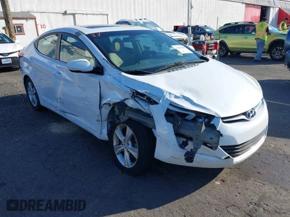 2016 Hyundai Elantra SE with VIN 5NPDH4AE8GH785134, listed as a IAAI auction lot 43253840 with 109,069 mi miles and . Bid and sale history available at DreamBid. Image 1.