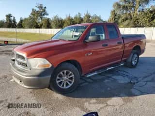 2009 Dodge 1500 ST с VIN 1D3HB18K39S776396, выставлен на аукционе Copart как лот 84109224 с пробегом 118 064 миль миль и Списание • Salvage title. История ставок и продаж доступна на DreamBid. Изображение 1.