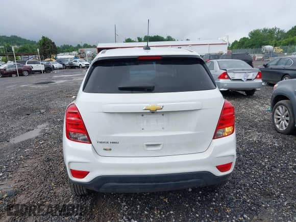 2022 Chevrolet Trax LS с VIN KL7CJNSM2NB513931, выставлен на аукционе IAAI как лот 42493371 с пробегом 42 498 миль миль и . История ставок и продаж доступна на DreamBid. Изображение 17.