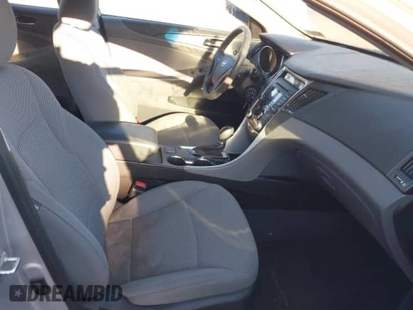 2013 Hyundai Sonata GLS с VIN 5NPEB4AC3DH650935, выставлен на аукционе IAAI как лот 43360770 с пробегом 78 048 миль миль и . История ставок и продаж доступна на DreamBid. Изображение 5.