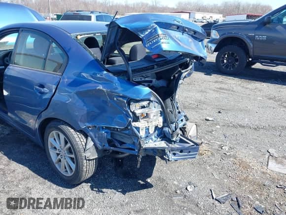 2014 Subaru Impreza Premium с VIN JF1GJAC64EH007565, выставлен на аукционе IAAI как лот 41842905 с пробегом 15 703 миль миль и . История ставок и продаж доступна на DreamBid. Изображение 6.