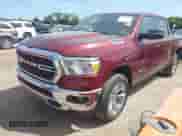2022 Ram 1500 Big Horn z VIN 1C6RRFFG7NN339411, wystawiony jako IAAI lot #43089139 z przebiegiem 51 918 mil mil oraz . Historia ofert i sprzedaży dostępna na DreamBid. Obrazek 2.