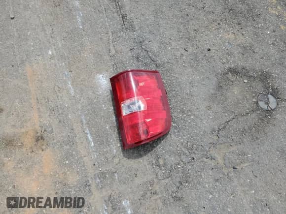 2007 Chevrolet Silverado 1500 Work Truck z VIN 2GCEC13C571507094, wystawiony jako Copart lot #54326525 z przebiegiem 198 704 mil mil oraz Szkoda całkowita • Salvage title. Historia ofert i sprzedaży dostępna na DreamBid. Obrazek 12.