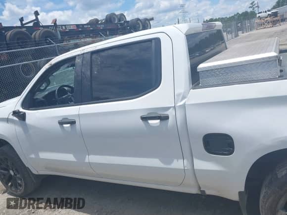 2019 Chevrolet Silverado 1500 Work Truck with VIN 3GCPWAEH9KG145831, listed as a IAAI auction lot 42622421 with 166,462 mi miles and . Bid and sale history available at DreamBid. Image 14.