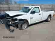 2023 Ram 1500 Tradesman с VIN 3C6JR6DG5PG550229, выставлен на аукционе IAAI как лот 41783979 с пробегом 42 056 миль миль и . История ставок и продаж доступна на DreamBid. Изображение 16.