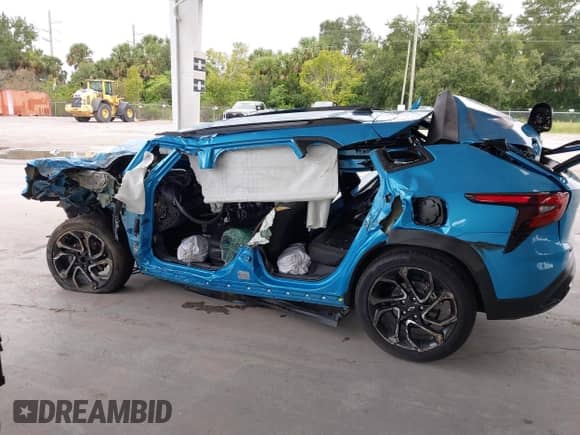 2025 Chevrolet Trax 2RS с VIN KL77LJEPXSC299478, выставлен на аукционе IAAI как лот 43323232 с пробегом Не указан миль и . История ставок и продаж доступна на DreamBid. Изображение 14.