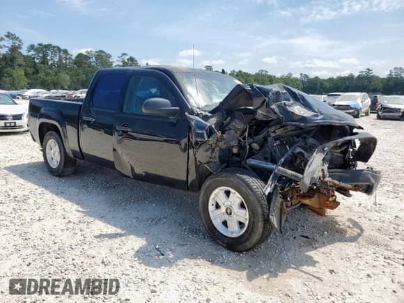 2007 GMC Sierra 1500 SLE2 with VIN 2GTEC13J371610755, listed as a Copart auction lot 57898285 with 484,727 mi miles and Salvage title. Bid and sale history available at DreamBid. Image 4.