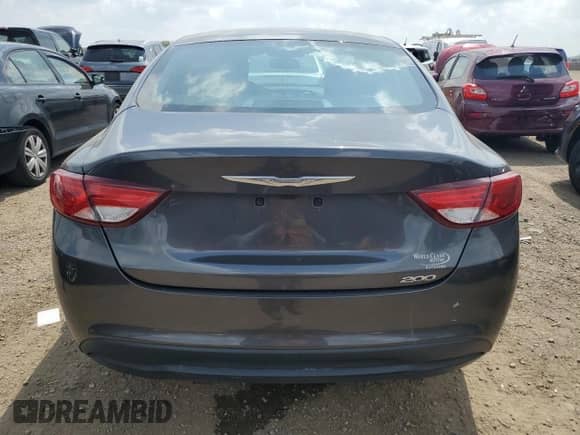 2017 Chrysler 200 Touring с VIN 1C3CCCFB2HN512229, выставлен на аукционе Copart как лот 64767015 с пробегом 53 907 миль миль и Списание • Salvage title. История ставок и продаж доступна на DreamBid. Изображение 6.