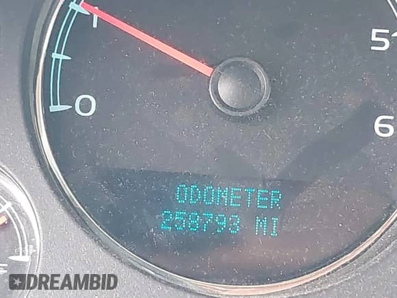 2008 Chevrolet Tahoe LTZ with VIN 1GNFC13048R175160, listed as a IAAI auction lot 41452256 with 258,793 mi miles and . Bid and sale history available at DreamBid. Image 15.