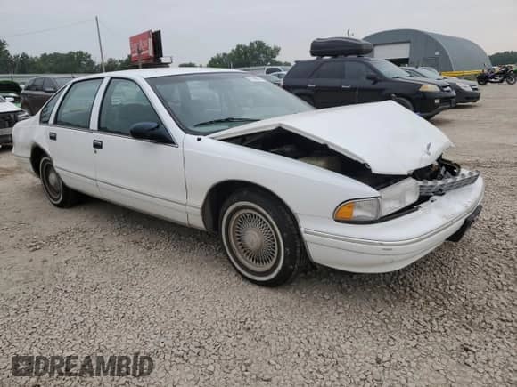 1995 Chevrolet Caprice с VIN 1G1BL52WXSR170887, выставлен на аукционе Copart как лот 67108075 с пробегом 78 913 миль миль и Списание • Salvage title. История ставок и продаж доступна на DreamBid. Изображение 4.