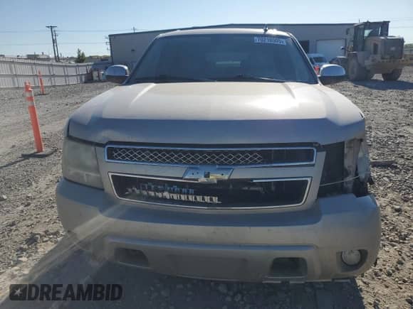 2009 Chevrolet Suburban LTZ с VIN 1GNFK36379R220422, выставлен на аукционе Copart как лот 70210505 с пробегом 362 354 миль миль и На запчасти • Non repairable. История ставок и продаж доступна на DreamBid. Изображение 5.