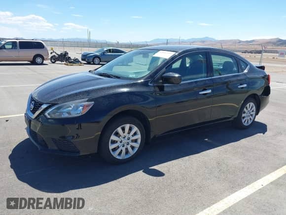 2019 Nissan Sentra SR with VIN 3N1AB7AP1KY219130, listed as a IAAI auction lot 42852998 with 91,690 mi miles and . Bid and sale history available at DreamBid. Image 2.