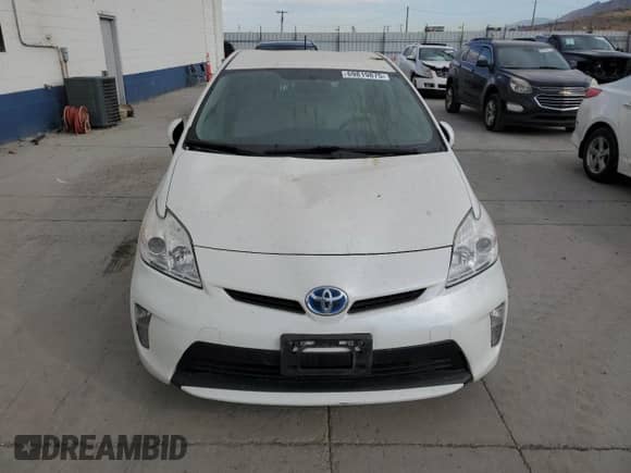 2014 Toyota Prius Two с VIN JTDKN3DU5E0379321, выставлен на аукционе Copart как лот 69819875 с пробегом 136 732 миль миль и Списание • Salvage title. История ставок и продаж доступна на DreamBid. Изображение 5.