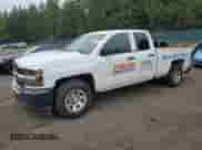 2019 Chevrolet Silverado 1500 Work Truck z VIN 2GCRCNEC4K1206931, wystawiony jako Copart lot #84223765 z przebiegiem 113 694 mil mil oraz Szkoda całkowita • Salvage title. Historia ofert i sprzedaży dostępna na DreamBid. Obrazek 1.