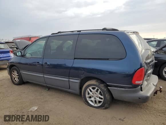2000 Dodge Caravan LE with VIN 1B4GP54L8YB695868, listed as a Copart auction lot 41660005 with 168,868 mi miles and Salvage title. Bid and sale history available at DreamBid. Image 2.