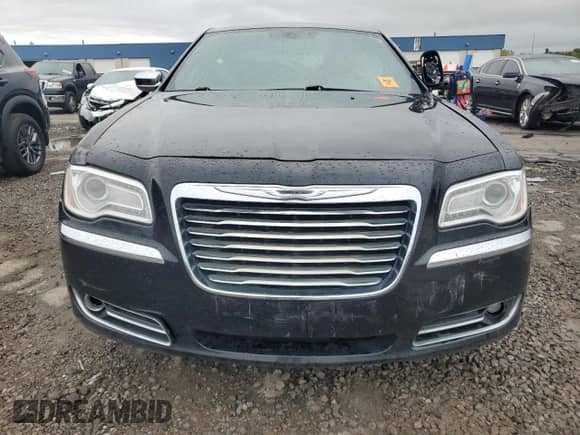 2012 Chrysler 300 Limited с VIN 2C3CCAHG9CH208278, выставлен на аукционе Copart как лот 70993005 с пробегом 221 200 миль миль и Чистый • Clean title. История ставок и продаж доступна на DreamBid. Изображение 5.