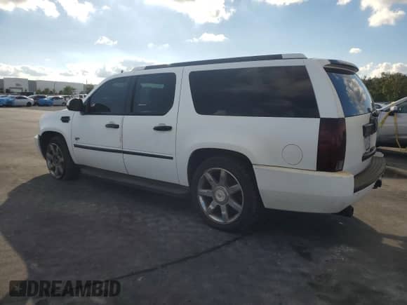 2007 Cadillac Escalade ESV with VIN 1GYFK66847R245078, listed as a Copart auction lot 90401755 with 167,590 mi miles and Clean title. Bid and sale history available at DreamBid. Image 2.