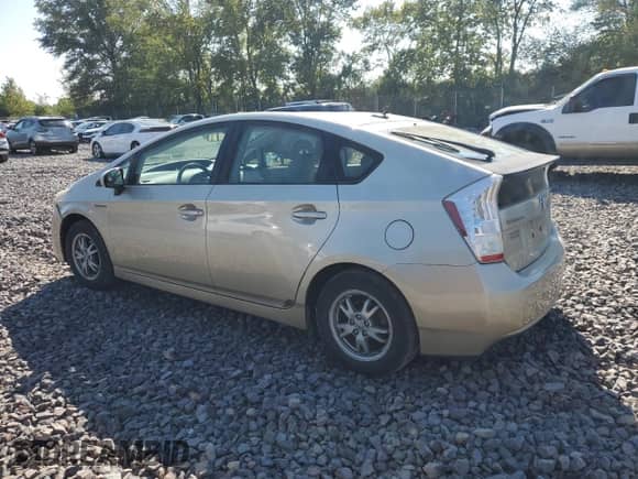 2010 Toyota Prius II with VIN JTDKN3DU7A0075160, listed as a Copart auction lot 71598635 with 163,639 mi miles and Salvage title. Bid and sale history available at DreamBid. Image 2.