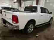2018 Ram 1500 Lone Star z VIN 1C6RR7LT2JS145579, wystawiony jako Copart lot #82819134 z przebiegiem 115 621 mil mil oraz Szkoda całkowita • Salvage title. Historia ofert i sprzedaży dostępna na DreamBid. Obrazek 3.