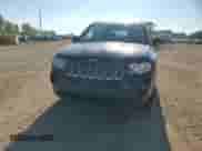 2014 Jeep Compass Sport z VIN 1C4NJDAB6ED728271, wystawiony jako Copart lot #70187355 z przebiegiem 224 993 mil mil oraz Czysty tytuł • Clean title. Historia ofert i sprzedaży dostępna na DreamBid. Obrazek 14.