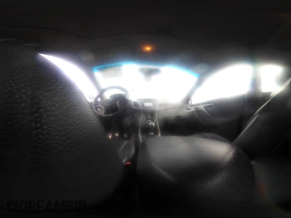 2015 Hyundai Elantra Sport с VIN KMHDH4AH8FU379946, выставлен на аукционе IAAI как лот 41094993 с пробегом 300 742 миль миль и . История ставок и продаж доступна на DreamBid. Изображение 18.