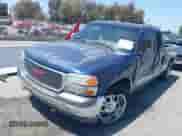 2000 GMC Sierra 1500 SLE z VIN 2GTEC19TXY1122252, wystawiony jako IAAI lot #42278595 z przebiegiem 181 156 mil mil oraz . Historia ofert i sprzedaży dostępna na DreamBid. Obrazek 2.