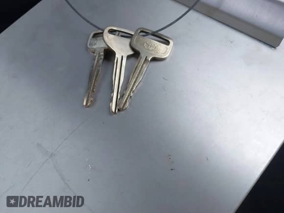 1993 Toyota Camry с VIN 4T1VK13E0PU051364, выставлен на аукционе IAAI как лот 42424824 с пробегом 126 476 миль миль и . История ставок и продаж доступна на DreamBid. Изображение 11.