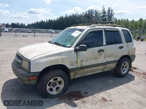 2002 Chevrolet Tracker with VIN 2CNBJ13C726919100, listed as a IAAI auction lot 42309454 with Not provided miles and . Bid and sale history available at DreamBid. Image 2.