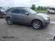 2010 Chevrolet Equinox 1LT z VIN 2CNALDEW8A6400831, wystawiony jako IAAI lot #42686193 z przebiegiem 216 844 mil mil oraz . Historia ofert i sprzedaży dostępna na DreamBid. Obrazek 1.