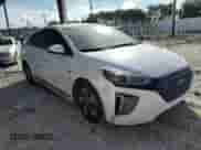 2019 Hyundai Ioniq SEL z VIN KMHC75LCXKU106054, wystawiony jako Copart lot #66016072 z przebiegiem 154 661 mil mil oraz . Historia ofert i sprzedaży dostępna na DreamBid. Obrazek 1.