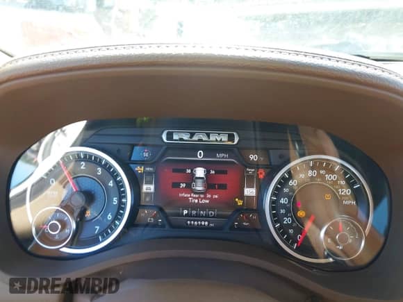 2021 Ram 1500 Laramie with VIN 1C6RREJT4MN630316, listed as a IAAI auction lot 42844637 with 116,198 mi miles and . Bid and sale history available at DreamBid. Image 7.