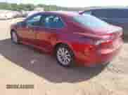 2021 Toyota Camry LE z VIN 4T1C11AK0MU526459, wystawiony jako IAAI lot #43148735 z przebiegiem 89 112 mil mil oraz . Historia ofert i sprzedaży dostępna na DreamBid. Obrazek 3.