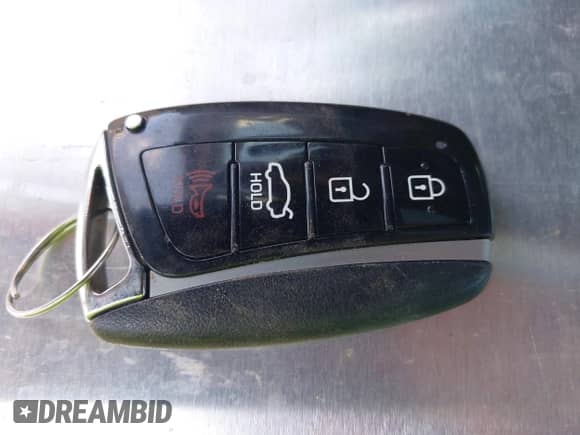 2015 Hyundai Genesis 3.8L с VIN KMHGN4JE2FU069321, выставлен на аукционе IAAI как лот 42614787 с пробегом 181 734 миль миль и . История ставок и продаж доступна на DreamBid. Изображение 11.