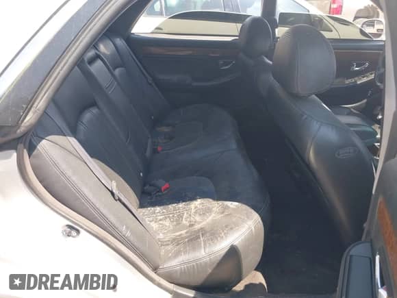 2005 Hyundai XG with VIN KMHFU45E95A425854, listed as a IAAI auction lot 43063679 with 103,254 mi miles and . Bid and sale history available at DreamBid. Image 8.