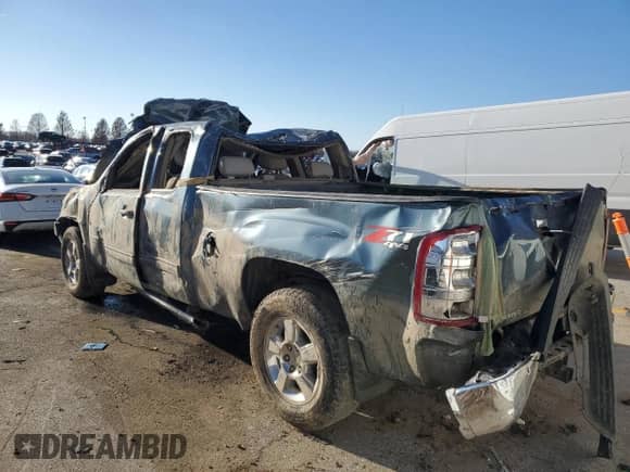 2012 GMC Sierra 1500 SLT with VIN 1GTR2WE70CZ284367, listed as a Copart auction lot 82809684 with Not provided miles and Salvage title. Bid and sale history available at DreamBid. Image 2.