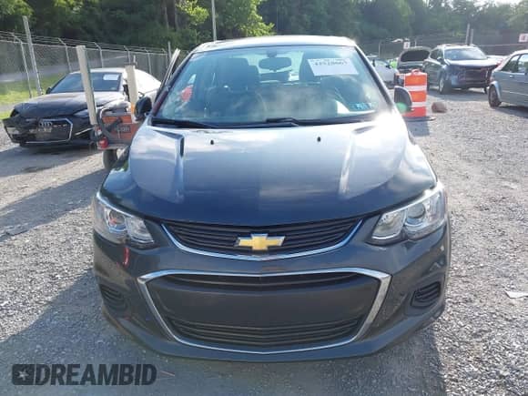 2019 Chevrolet Sonic LT с VIN 1G1JC5SB9K4129561, выставлен на аукционе IAAI как лот 42528667 с пробегом 94 260 миль миль и . История ставок и продаж доступна на DreamBid. Изображение 12.