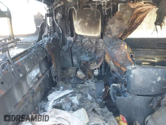 2015 Toyota Tacoma with VIN 5TFUU4EN7FX132870, listed as a IAAI auction lot 42312770 with Not provided miles and . Bid and sale history available at DreamBid. Image 8.