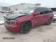 2007 Chevrolet TrailBlazer SS z VIN 1GNET13H272128900, wystawiony jako IAAI lot #41239563 z przebiegiem 139 774 mil mil oraz . Historia ofert i sprzedaży dostępna na DreamBid. Obrazek 2.