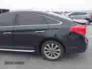 2016 Hyundai Sonata Sport z VIN 5NPE34AF9GH389614, wystawiony jako IAAI lot #42903517 z przebiegiem 107 684 mil mil oraz . Historia ofert i sprzedaży dostępna na DreamBid. Obrazek 20.