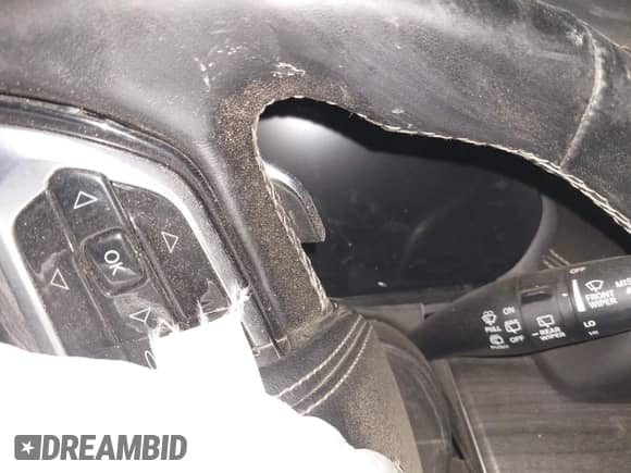 2021 Jeep Grand Cherokee Overland with VIN 1C4RJKDG3M8119823, listed as a IAAI auction lot 42163425 with 54,560 mi miles and . Bid and sale history available at DreamBid. Image 14.