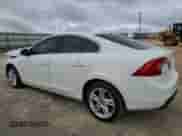 2014 Volvo S60 T5 с VIN YV1612FS2E2272714, выставлен на аукционе Copart как лот 68278845 с пробегом 90 731 миль миль и Списание • Salvage title. История ставок и продаж доступна на DreamBid. Изображение 2.
