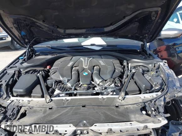 2018 BMW 5 Series M550i xDrive с VIN WBAJB9C55JB286036, выставлен на аукционе IAAI как лот 41738640 с пробегом 79 049 миль миль и . История ставок и продаж доступна на DreamBid. Изображение 10.